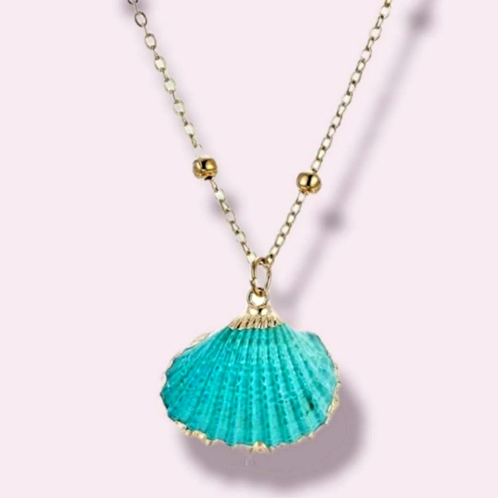 Gold Tone Painted Seashell Necklace Beach Chic ⛱